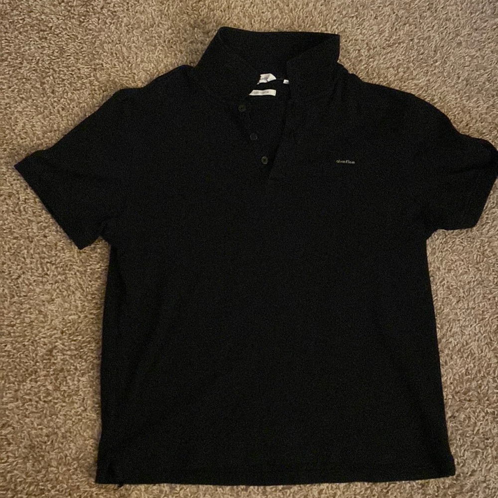 Medium Calvin Klein shirt